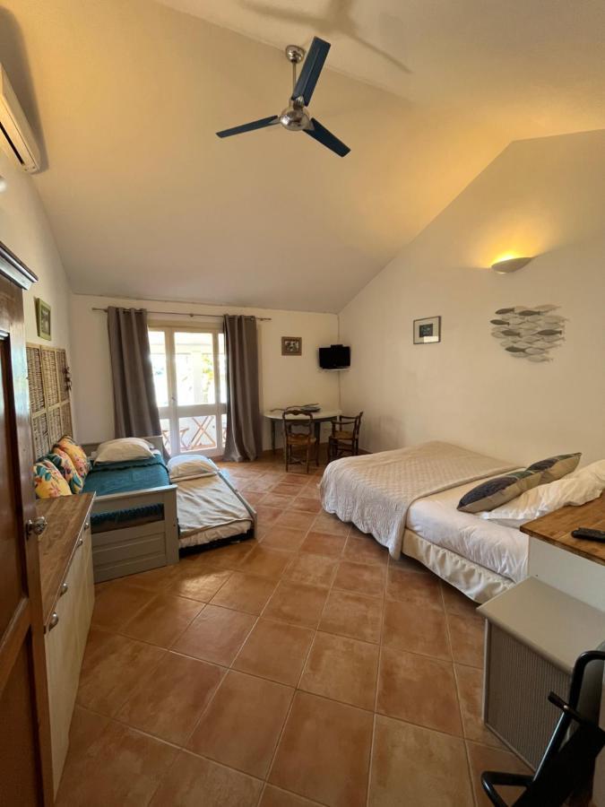 Hostellerie Provencale 克罗斯港 外观 照片